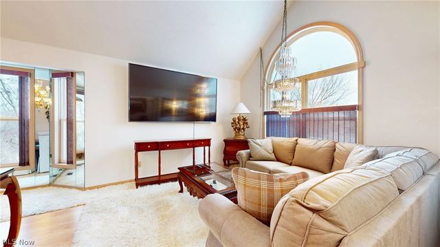 26487 Buckthorn Road, Oakwood Village, OH 44146