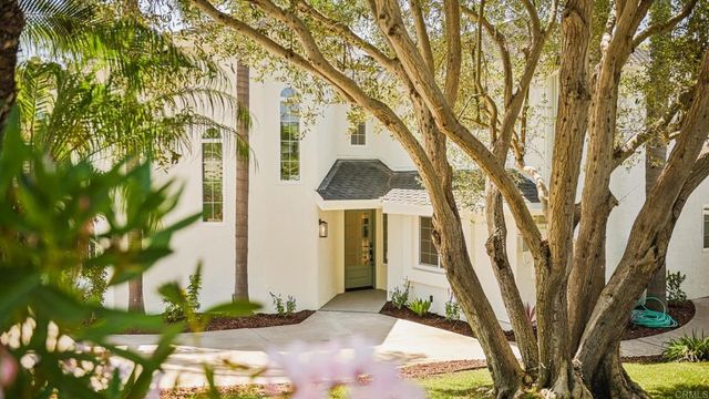 2399 Ivy Road, Oceanside, CA 92054