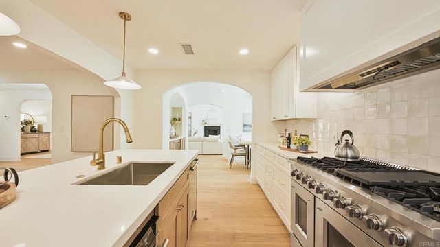 2399 Ivy Road, Oceanside, CA 92054