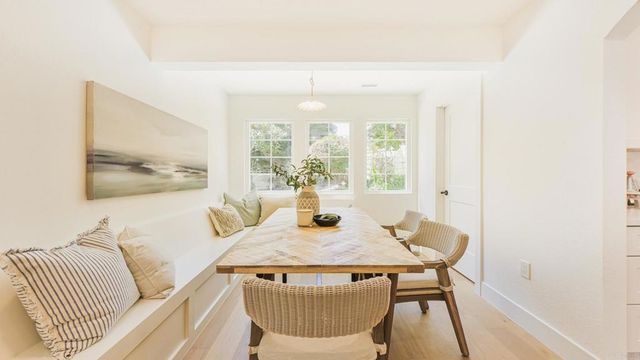 2399 Ivy Road, Oceanside, CA 92054