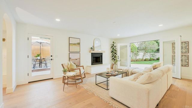 2399 Ivy Road, Oceanside, CA 92054