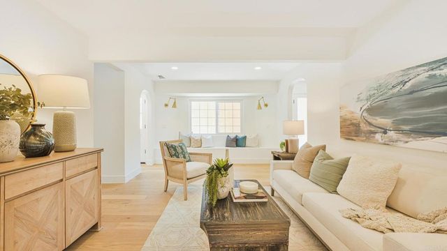 2399 Ivy Road, Oceanside, CA 92054