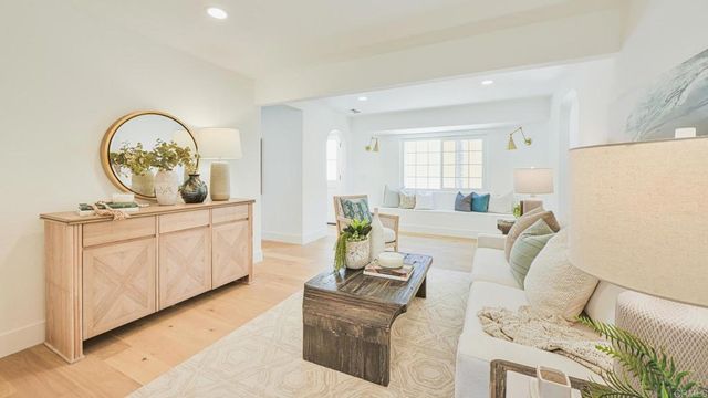 2399 Ivy Road, Oceanside, CA 92054