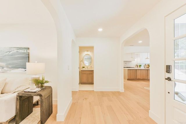 2399 Ivy Road, Oceanside, CA 92054