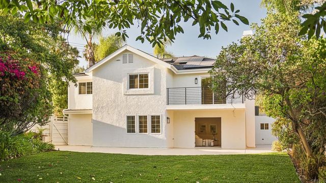 2399 Ivy Road, Oceanside, CA 92054