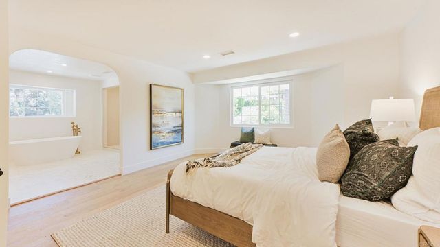 2399 Ivy Road, Oceanside, CA 92054