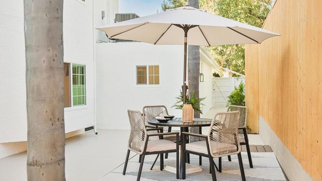 2399 Ivy Road, Oceanside, CA 92054