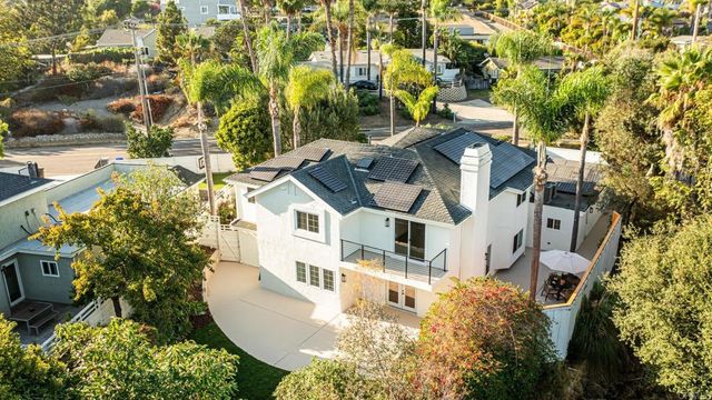 2399 Ivy Road, Oceanside, CA 92054