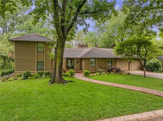 12500 Overbrook Road, Leawood, KS 66209