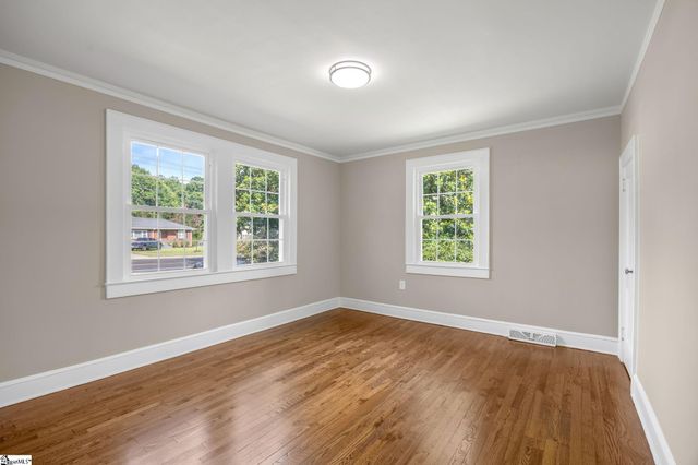 2609 East North Avenue, Anderson, SC 29625