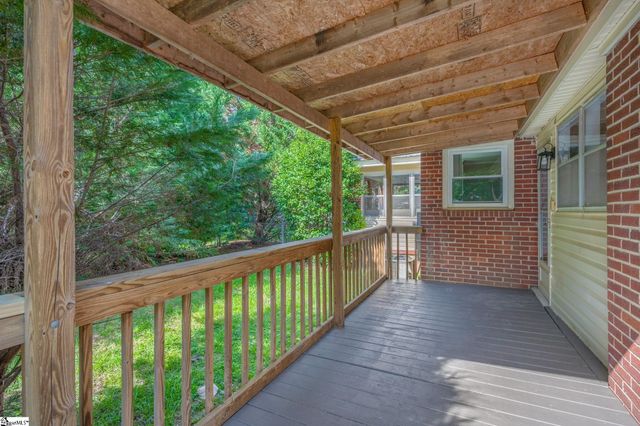 2609 East North Avenue, Anderson, SC 29625