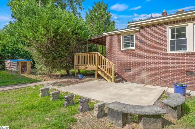 2609 East North Avenue, Anderson, SC 29625