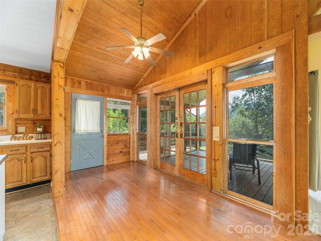 3543 Dark Ridge Road, Sylva, NC 28779