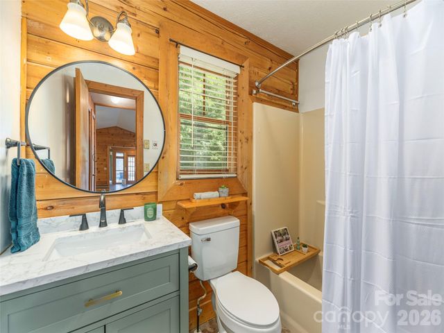 3543 Dark Ridge Road, Sylva, NC 28779