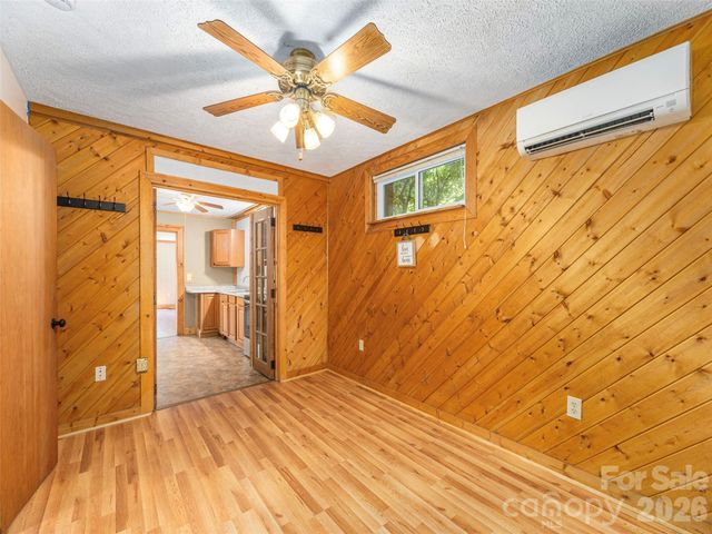 3543 Dark Ridge Road, Sylva, NC 28779