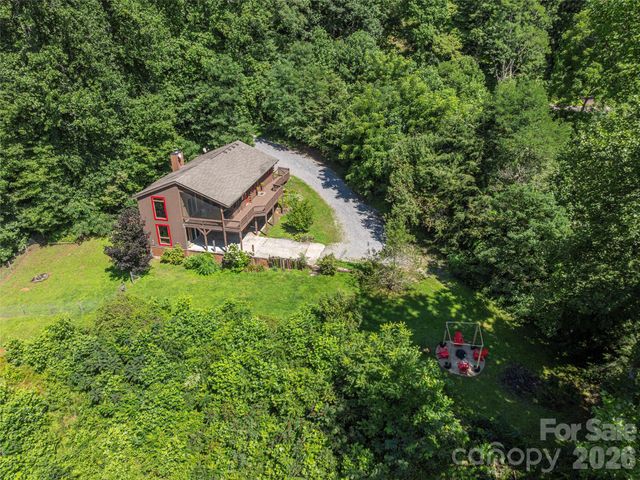 3543 Dark Ridge Road, Sylva, NC 28779