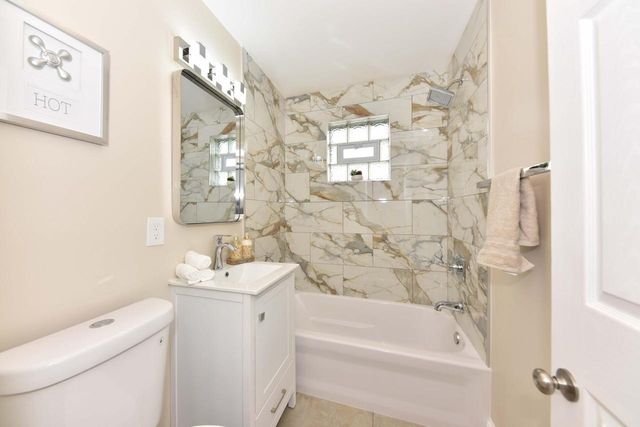4476 N 54th STREET, Milwaukee, WI 53218