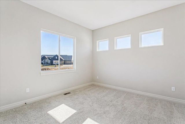 2591 N Doris Ct, Wichita, KS 67205
