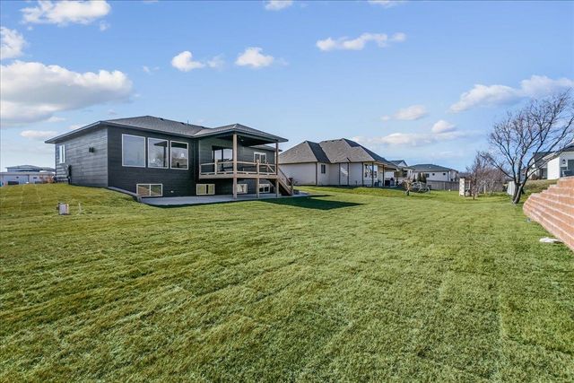 2591 N Doris Ct, Wichita, KS 67205