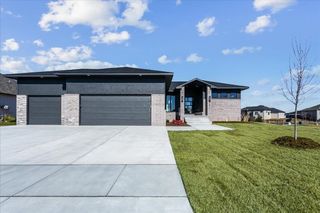 2591 N Doris Ct, Wichita, KS 67205