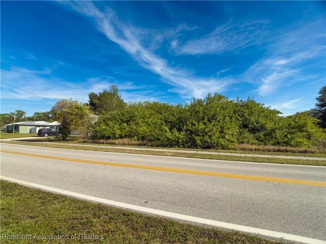 539 S Sun N Lakes Boulevard, Lake Placid, FL 33852