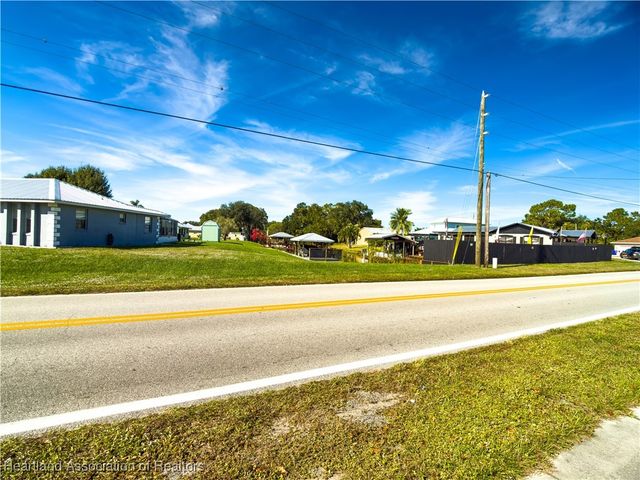 539 S Sun N Lakes Boulevard, Lake Placid, FL 33852