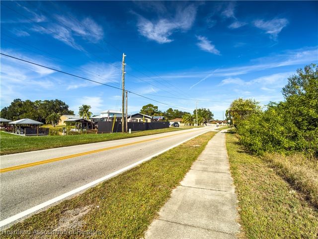 539 S Sun N Lakes Boulevard, Lake Placid, FL 33852