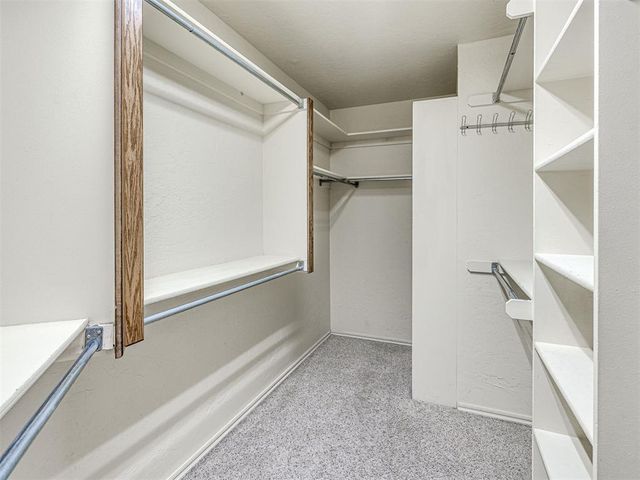 413 Sherwood Drive, Moore, OK 73160