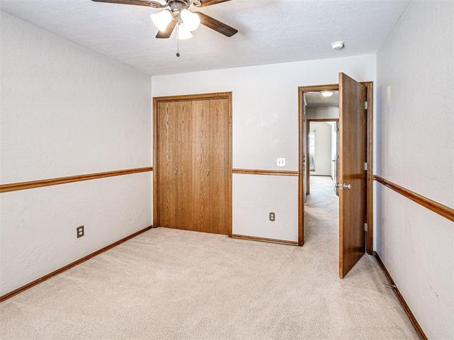 413 Sherwood Drive, Moore, OK 73160