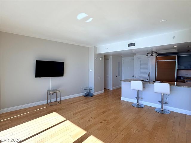 322 Karen Avenue 2803, Las Vegas, NV 89109