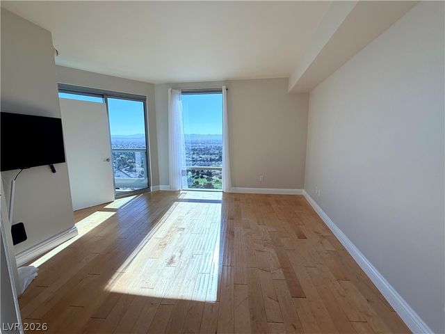 322 Karen Avenue 2803, Las Vegas, NV 89109