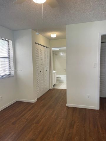510 S Park Road 2210, Hollywood, FL 33021
