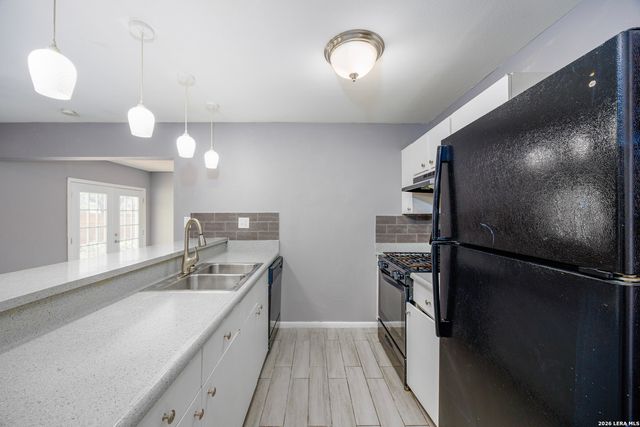 4402 BRIGHT SUN ST, San Antonio, TX 78217