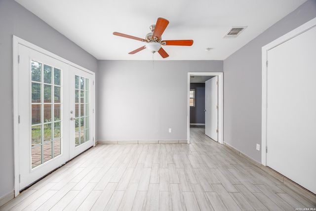 4402 BRIGHT SUN ST, San Antonio, TX 78217