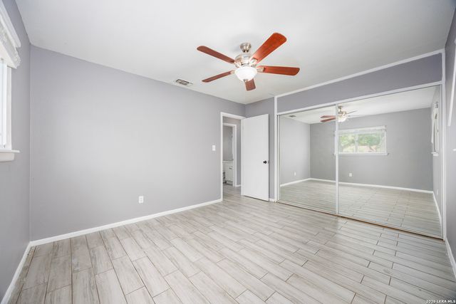 4402 BRIGHT SUN ST, San Antonio, TX 78217