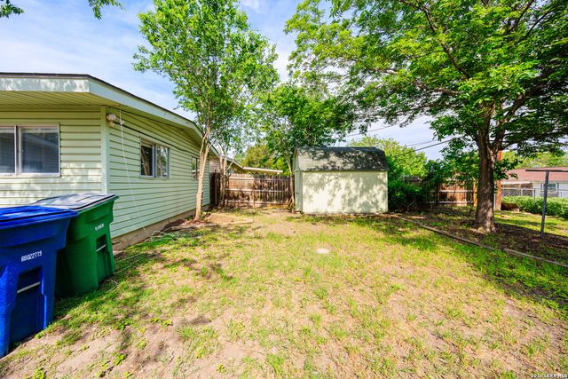 4402 BRIGHT SUN ST, San Antonio, TX 78217