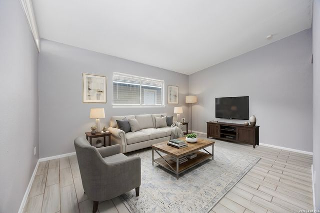 4402 BRIGHT SUN ST, San Antonio, TX 78217