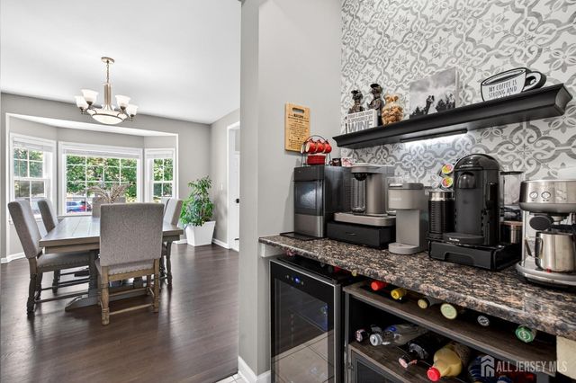 25 Gordon Avenue, Spotswood, NJ 08884