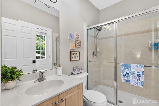 25 Gordon Avenue, Spotswood, NJ 08884