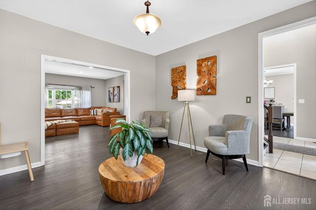25 Gordon Avenue, Spotswood, NJ 08884