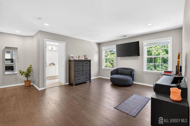 25 Gordon Avenue, Spotswood, NJ 08884