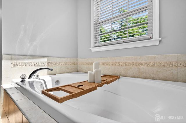 25 Gordon Avenue, Spotswood, NJ 08884