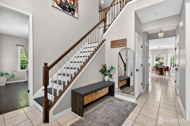 25 Gordon Avenue, Spotswood, NJ 08884