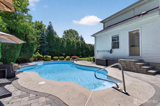 25 Gordon Avenue, Spotswood, NJ 08884