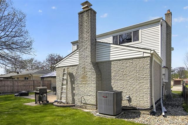 25693 Madden Street, Taylor, MI 48180