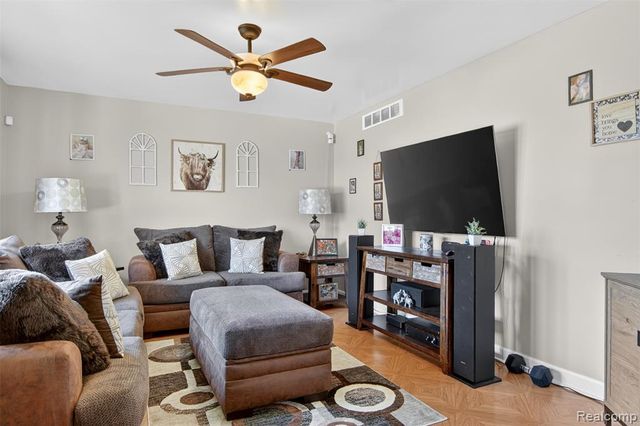 25693 Madden Street, Taylor, MI 48180