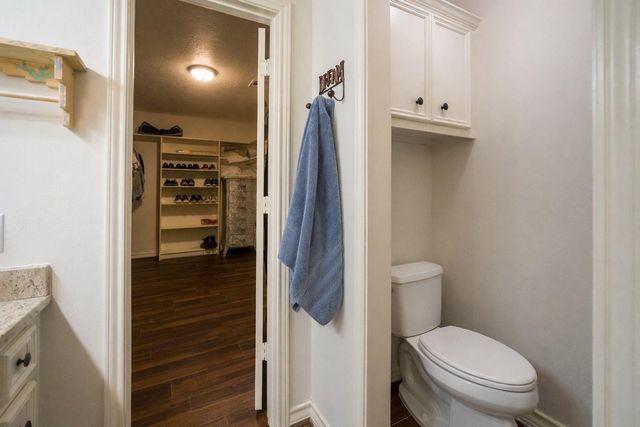 714 Quail Hollow Drive, Huntsville, TX 77340