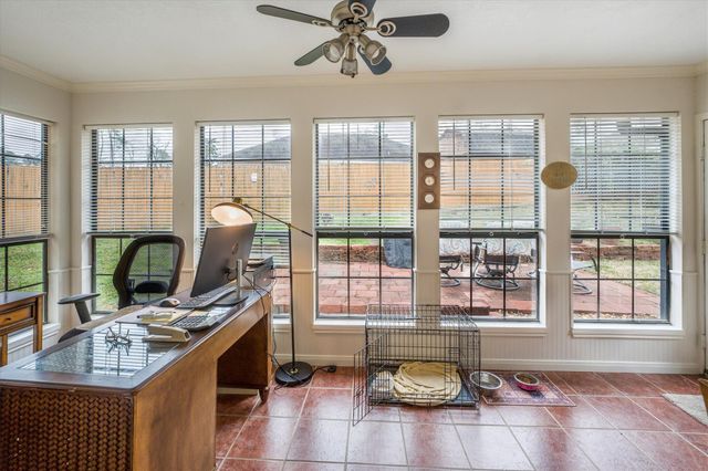 714 Quail Hollow Drive, Huntsville, TX 77340