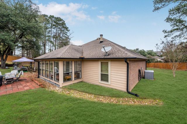 714 Quail Hollow Drive, Huntsville, TX 77340