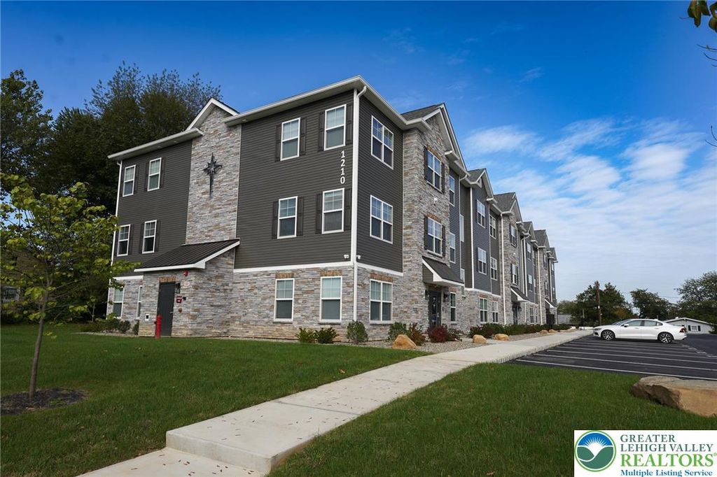 1210 Eaton Avenue 304, Bethlehem City, PA 18018